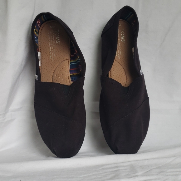 Toms Shoes - Tom's flats